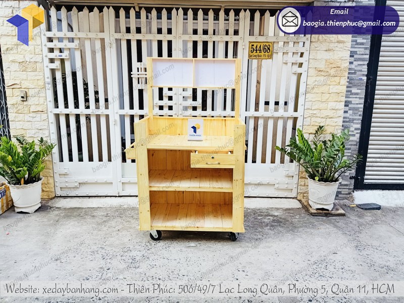 xe đẩy gỗ bán cà phê tphcm