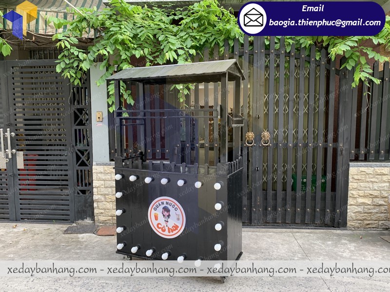 quầy gỗ bán sinh tố quầy gỗ bán sinh tố