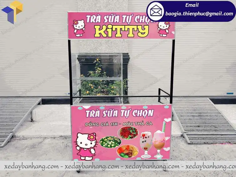 xe trà sữa màu hồng