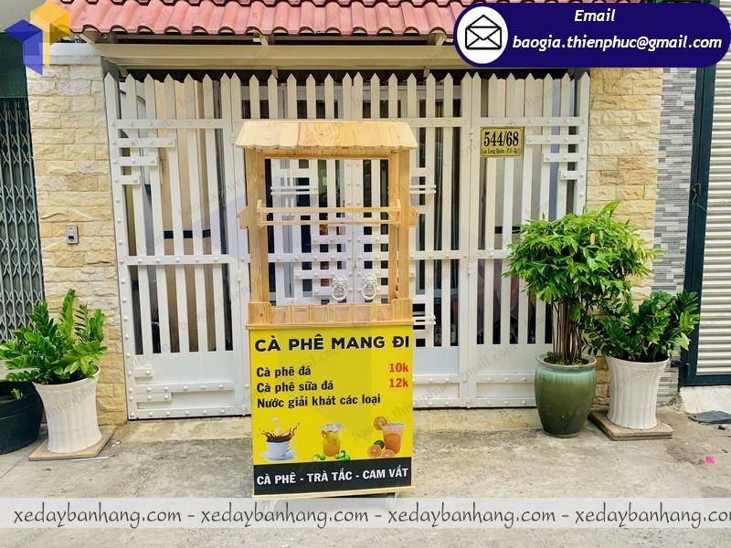 xe gỗ bán cafe